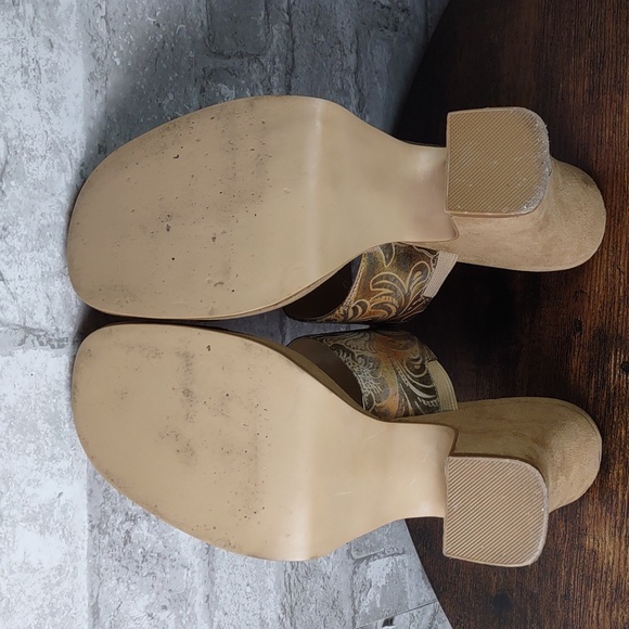 Prima Tooled Faux Leather Platform Heels - Picture 7 of 11